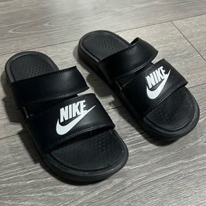 Nike slides